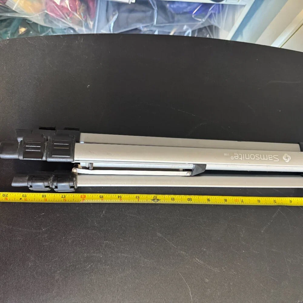 Samsonite aluminum small tripod